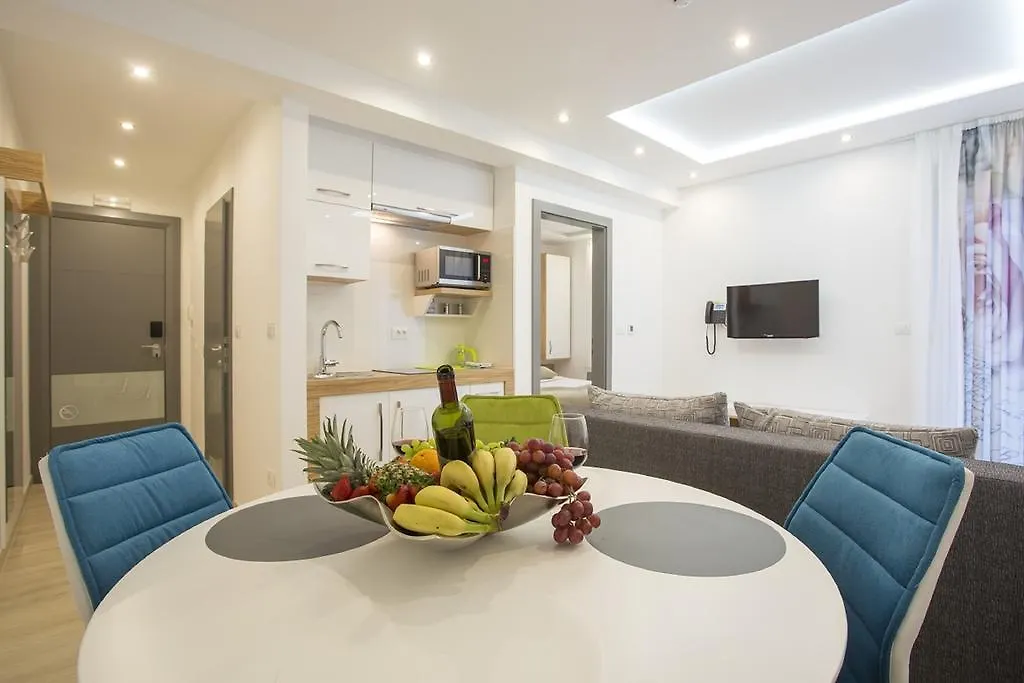 Adrion Aparthotel Pula