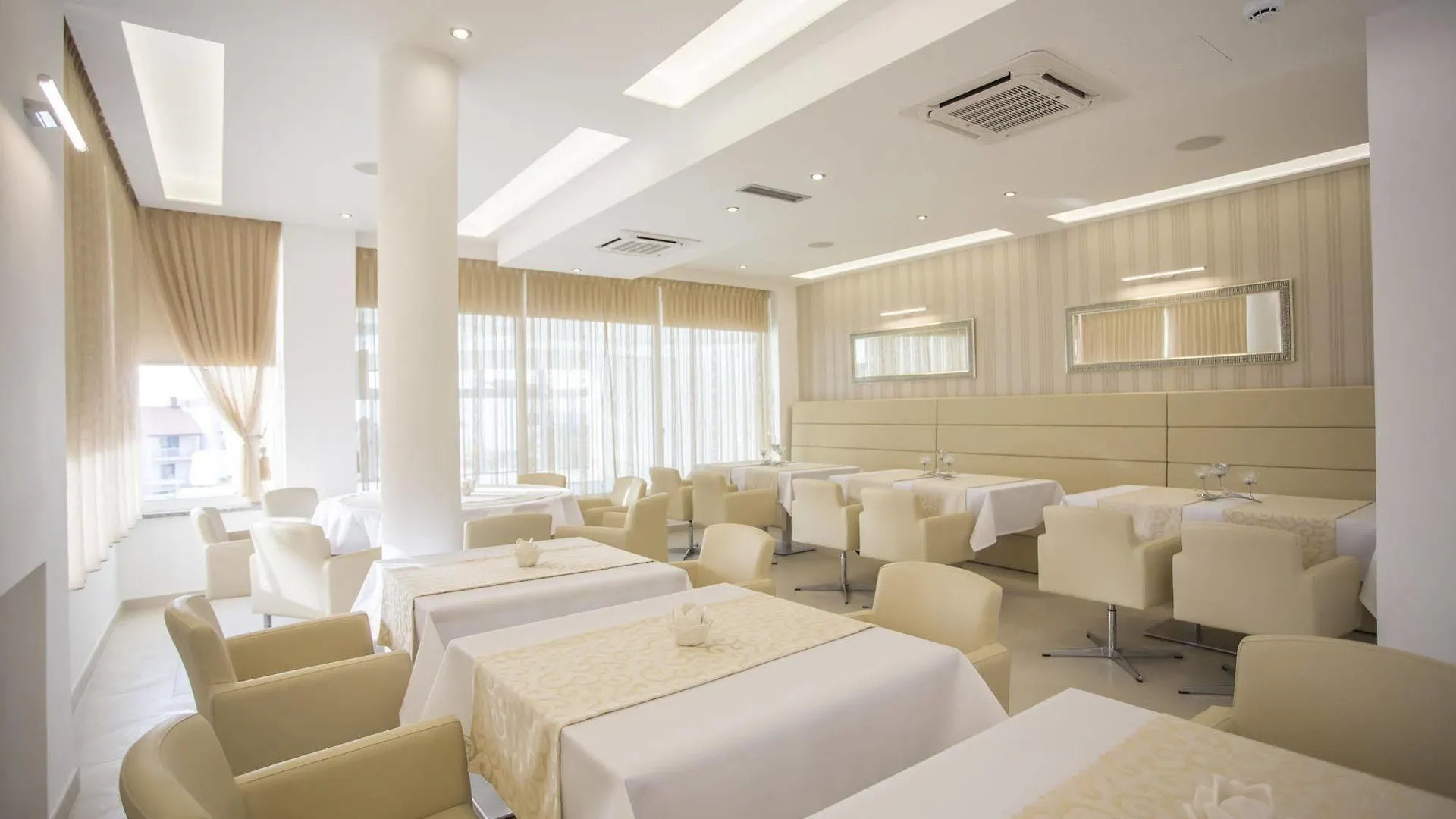 Adrion Aparthotel Pula 4*,  Croatia